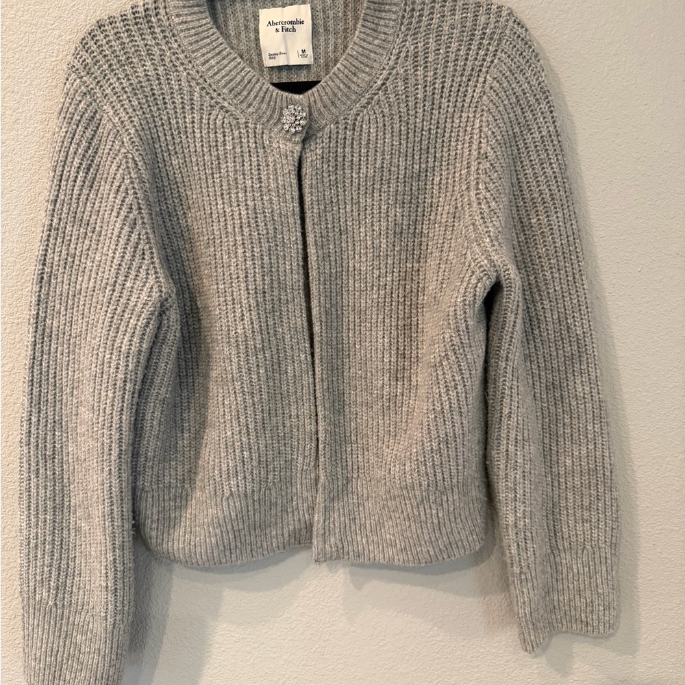 Abercrombie & Fitch Light Gray Ribbed Crewneck Cardigan